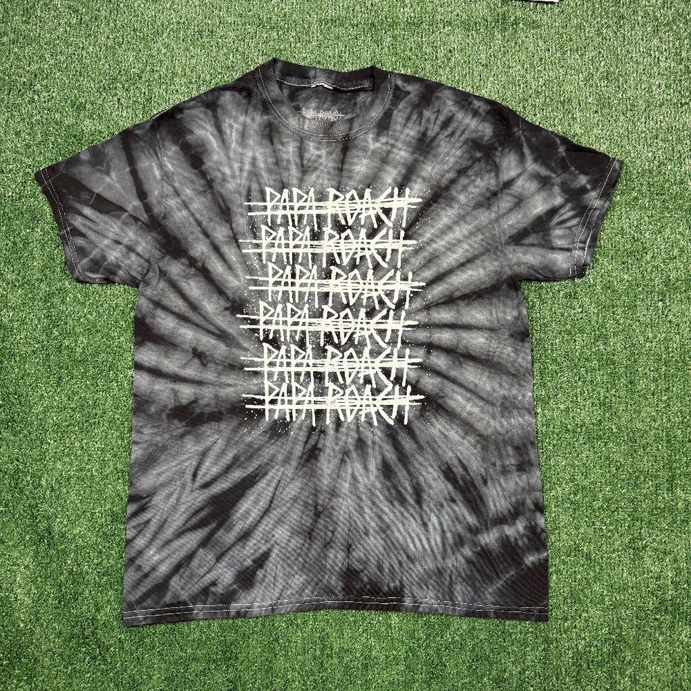 Paparoach Graphic T Shirt Men's Size M Black Gray Short Sleeve Crew Neck Rock